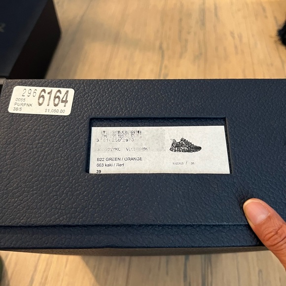 🥵🔥Luxury DIOR Sneaker 💯authentic - Picture 5 of 5